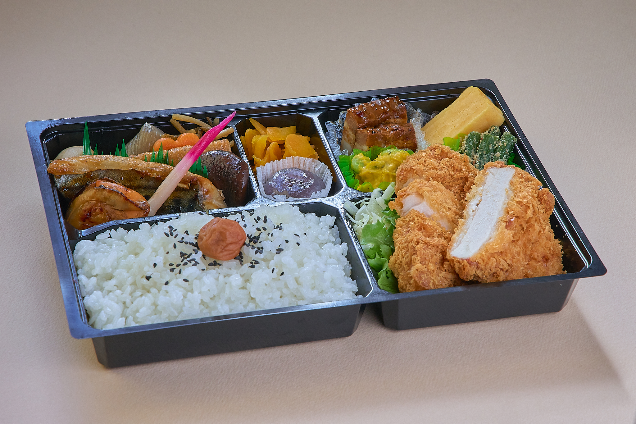 秀かつ特選弁当（とんかつ）茨城県 ひたちなか市 お弁当 仕出し 秀かつ 水戸市 那珂市 東海村 大洗町